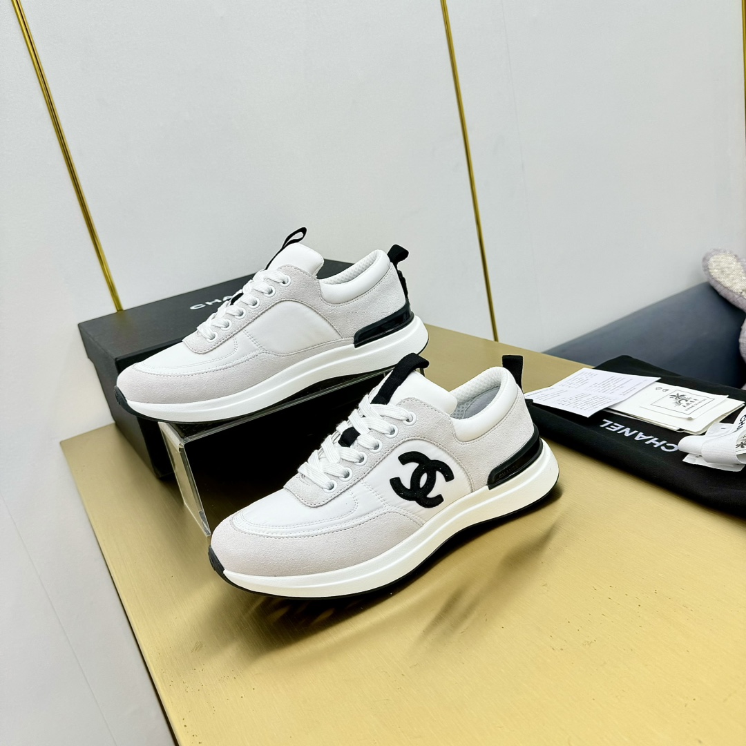 Chanel香奈儿 スポーティーシューズ クラシックデザイン