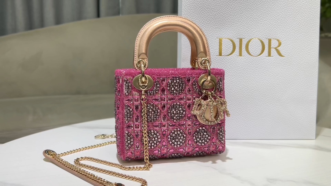 Dior Lady D, ior limited edition three-frame embroidery rhinestone pink