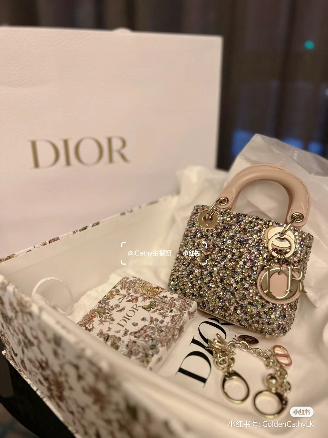 Dior Product _dJ2qfsTXLaljKwnmL8hl63YXXFCl0PCF7f7hocg