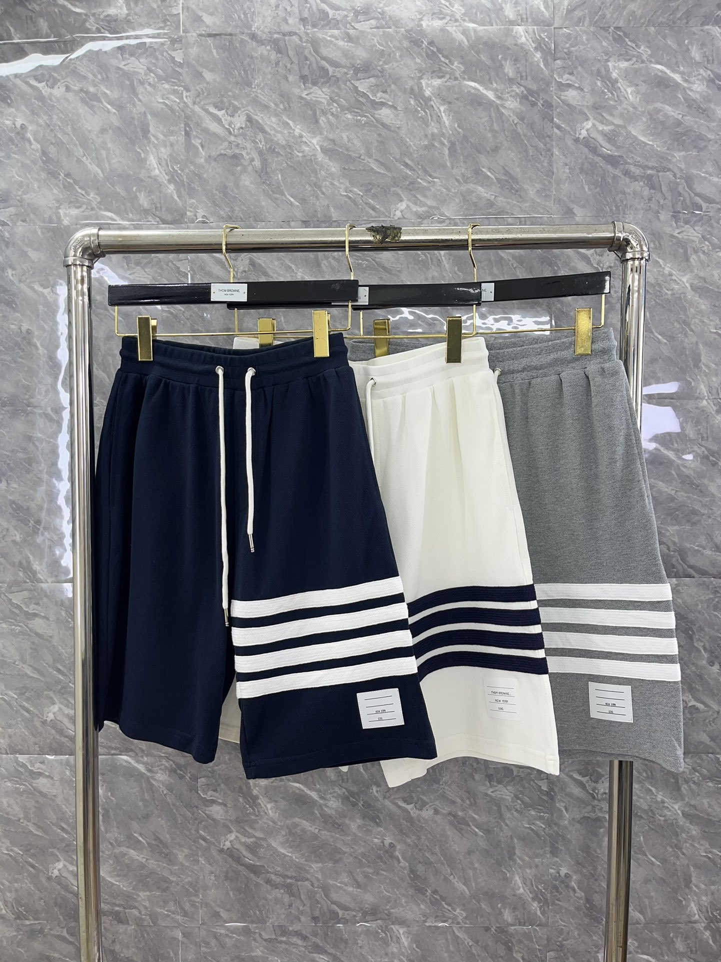 톰브라운 2024SS 코튼 라운드넥 반팔 티셔츠 40423 Thom Browne Shorts