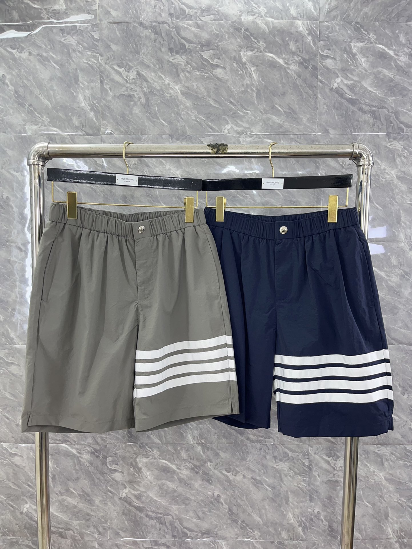 톰브라운 4선 반바지 40422 Thom Browne Shorts