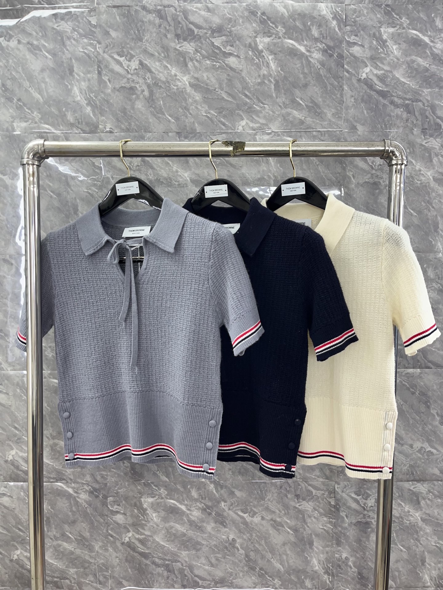 톰브라운 여성 2025FW 스트라이프 반팔 티셔츠 레플리카 40409 Thom Browne Women T Shirt