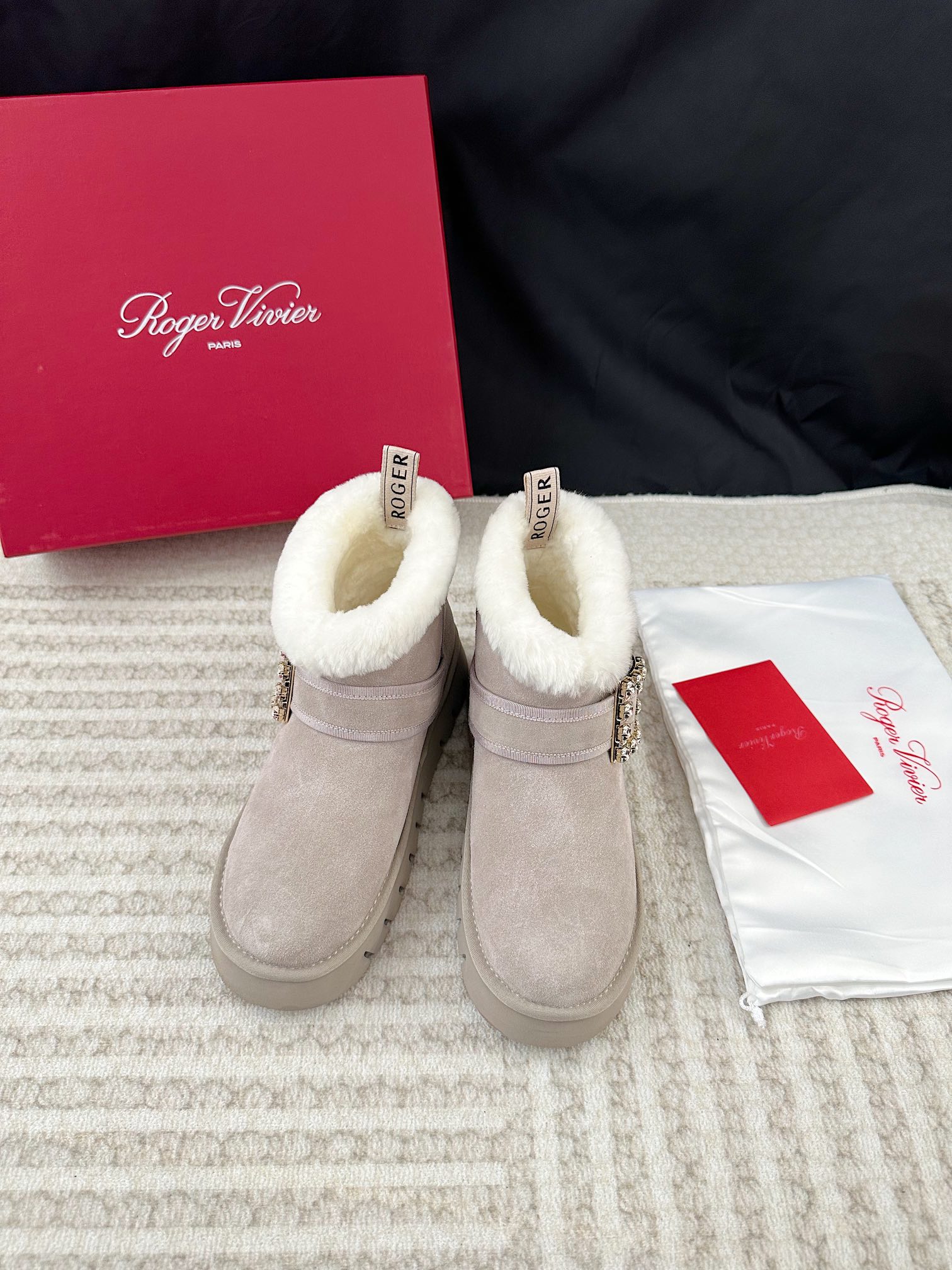 [Roger Vivier Women