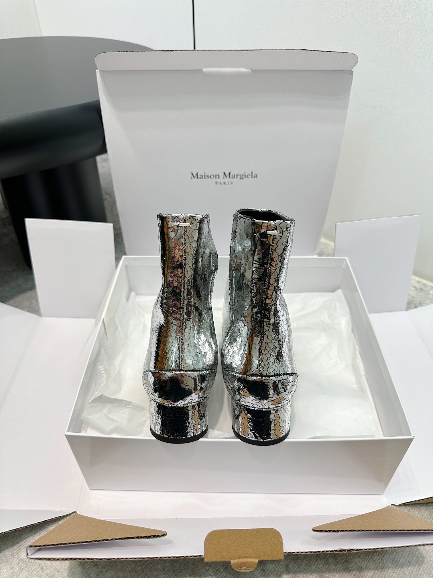 Maison Margiela Classic Luxury Leather Shoe Loafer Ref.3B3EAC55 9