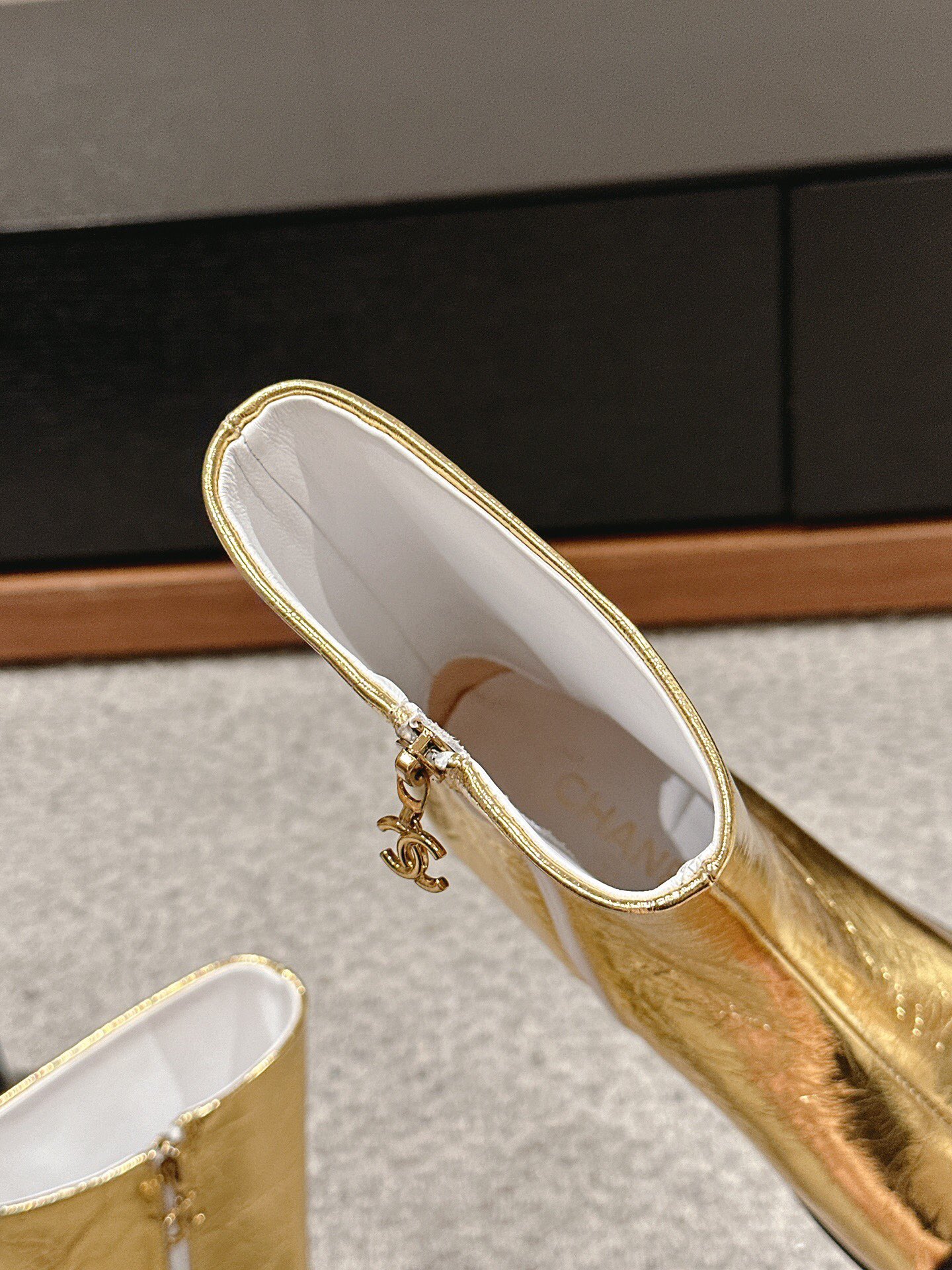 Chanel Haute Couture Classic Luxury Leather Shoe Loafer Shoes 8
