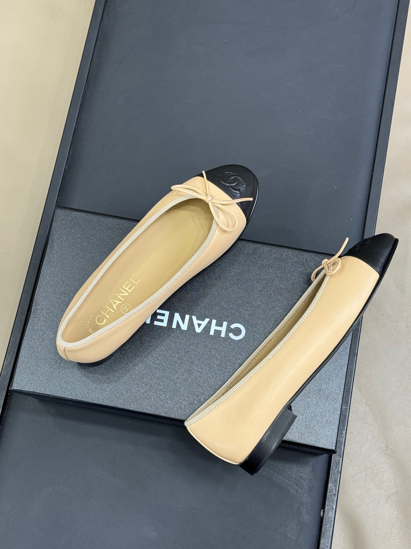 Chanel - Ballet Flats