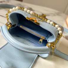 【广州货顶级原版】M28307本款Capucines迷你手袋为细腻Taurillon牛皮革浸染深邃色调, 【广州货顶级原版】M28307本款Capucines迷你手袋为细腻Taurillon牛皮革浸染深邃色调,