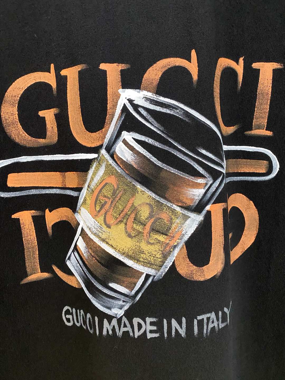 Gucci Men's Black Cotton T-Shirt with Graphic Logo Print 4 i1735831878647 6145 0 3