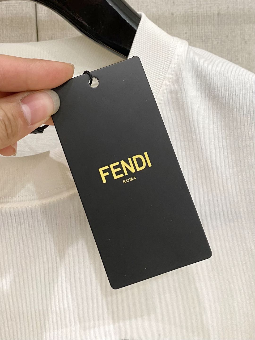 Fendi Men's White Cotton T-Shirt with 'Fendi's Farmhouse' Banana Graphic 5 i1735831928516 7658 0 4