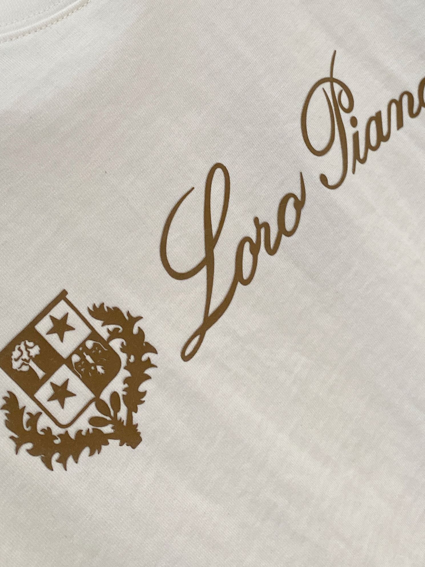    LP春夏新款首发专柜最新款短袖圆领T恤 高端订制 设计前卫时尚！品牌logo重工艺设计 高端定制2