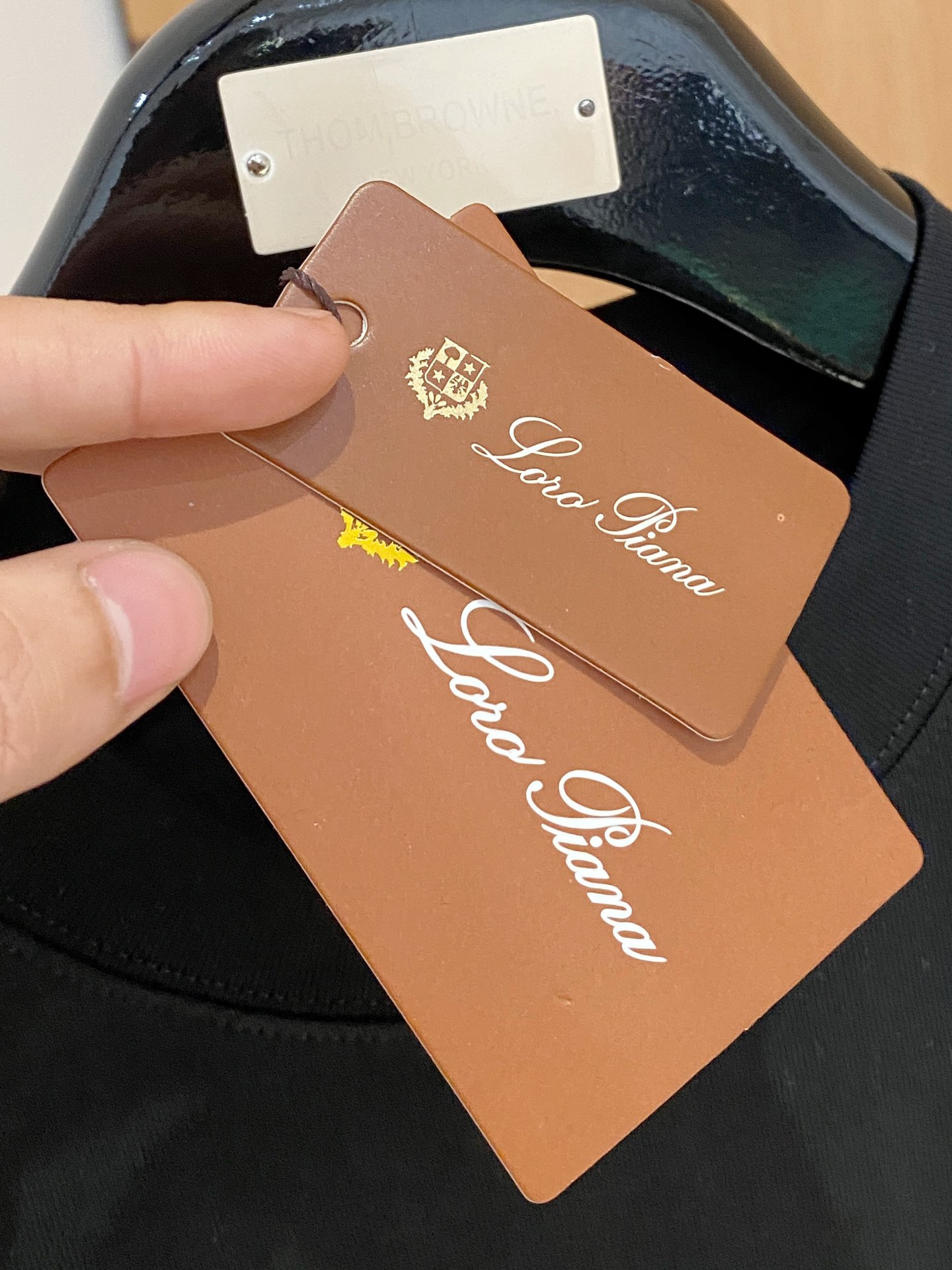    LP春夏新款首发专柜最新款短袖圆领T恤 高端订制 设计前卫时尚！品牌logo重工艺设计 高端定制2