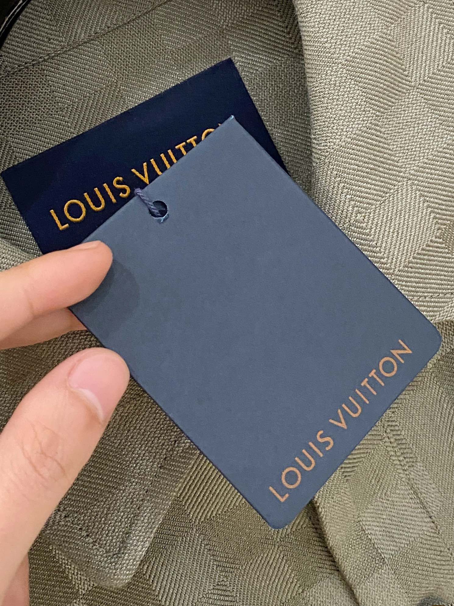  普拉达官网同款，三标齐全！2025春夏新款男士夹克外套，时尚休闲高端版本！专柜定制面料 透气舒适度高，