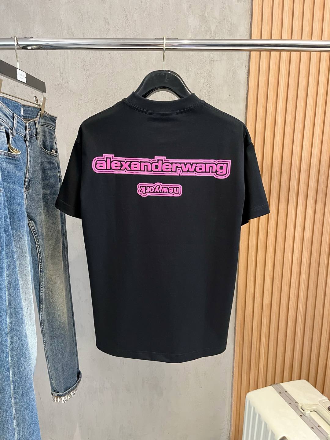 High-End Queen’s Autumn/Winter 2025 Men’s T-Shirt: Premium Quality, Pure Cotton, Stylish Design - 图片 9