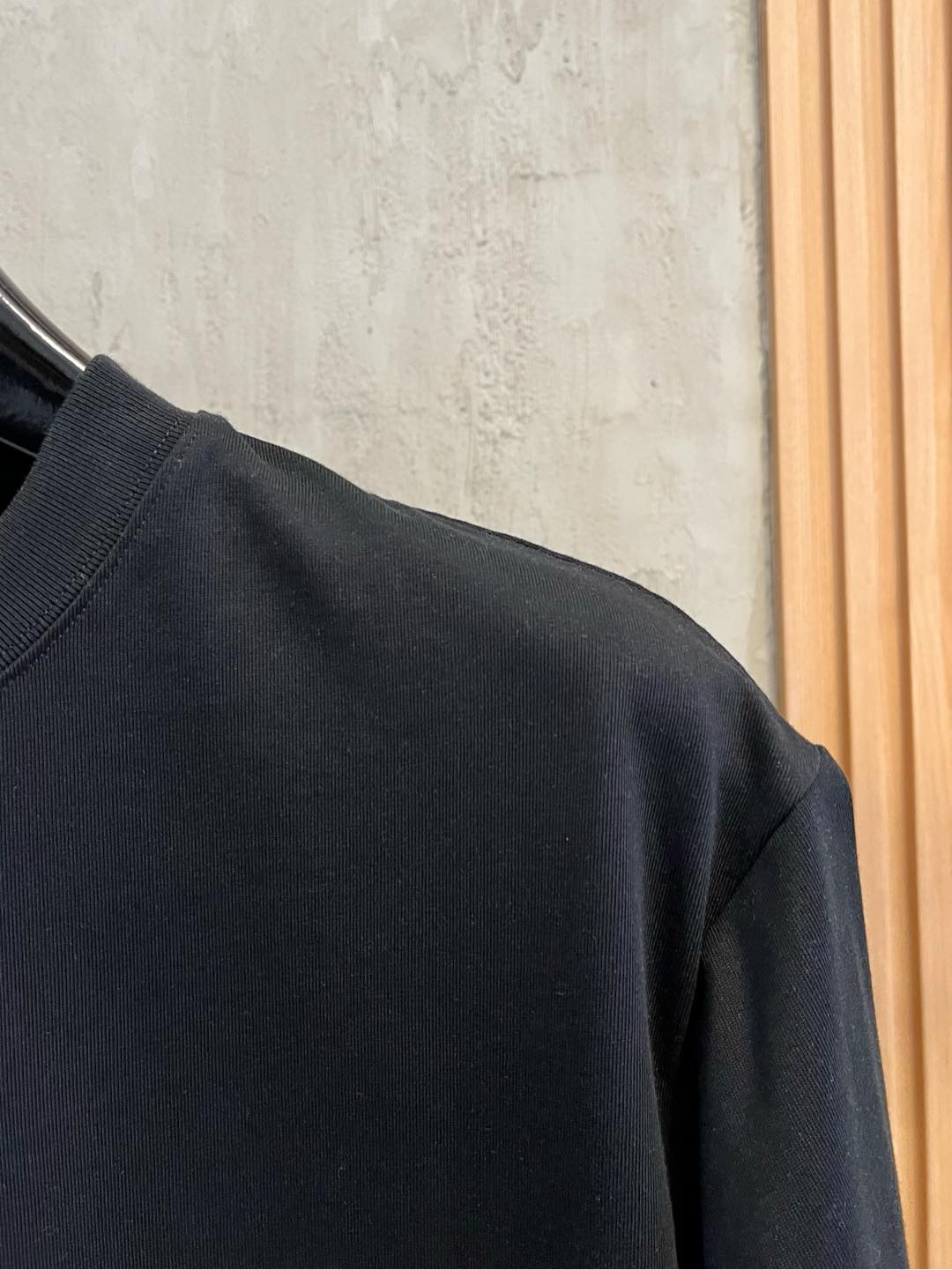 Queen’s 2025 Autumn/Winter High-End Men’s T-Shirt: Premium Quality, Custom Design, Pure Cotton - 图片 3