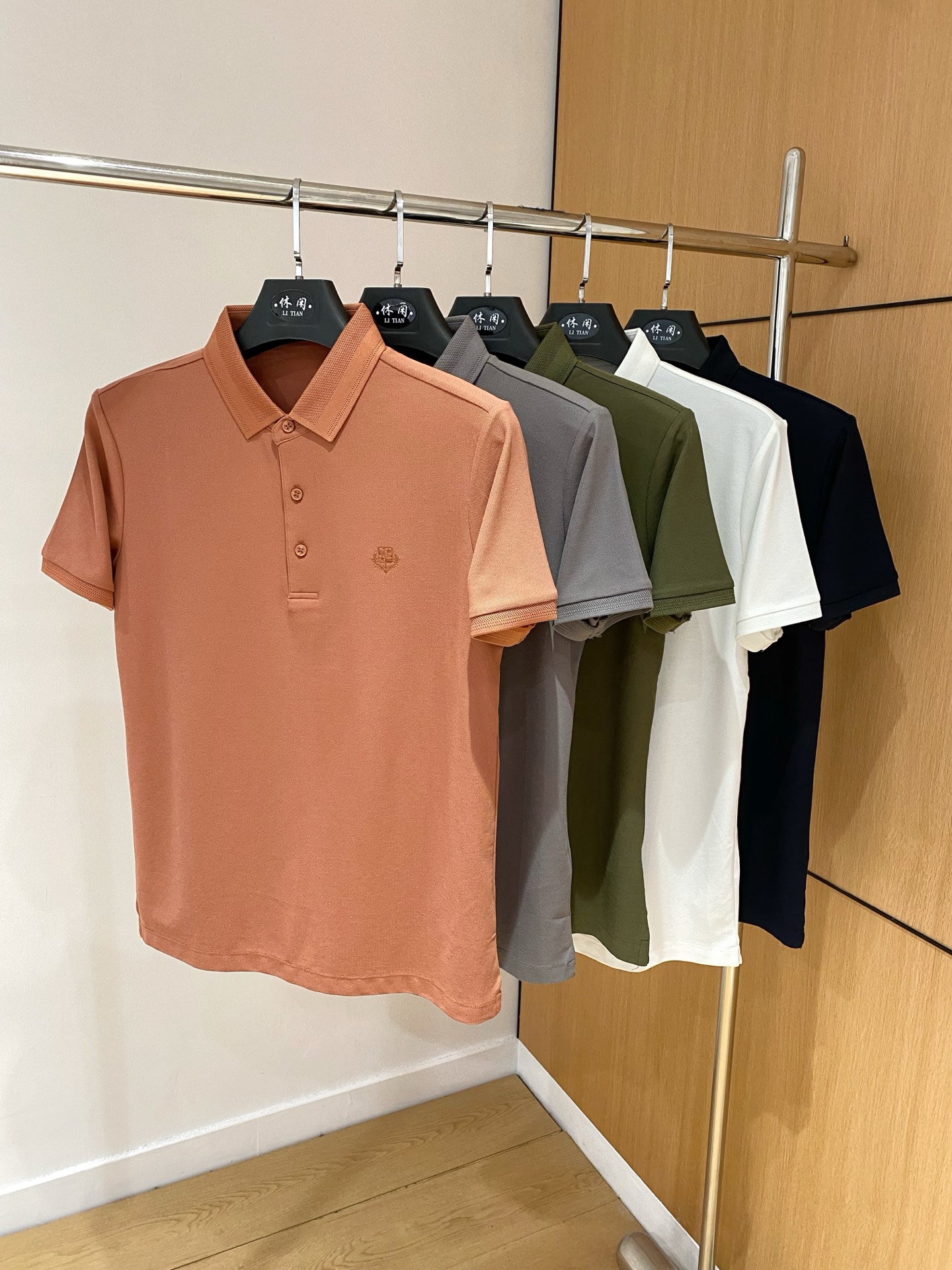 NO:120531,LP Xinjiang long lint cotton fabric soft, comfortable and breathable 2025 summer limited short-sleeved Polo series -3xl, loro piana, T-shirt, alexander wang19860909LP 新疆长绒棉 面料柔软舒适透气 2025 夏季 限量款短袖Polo系列 -3xl,,loro piana,T-shirt,alexander wang,Men's clothing