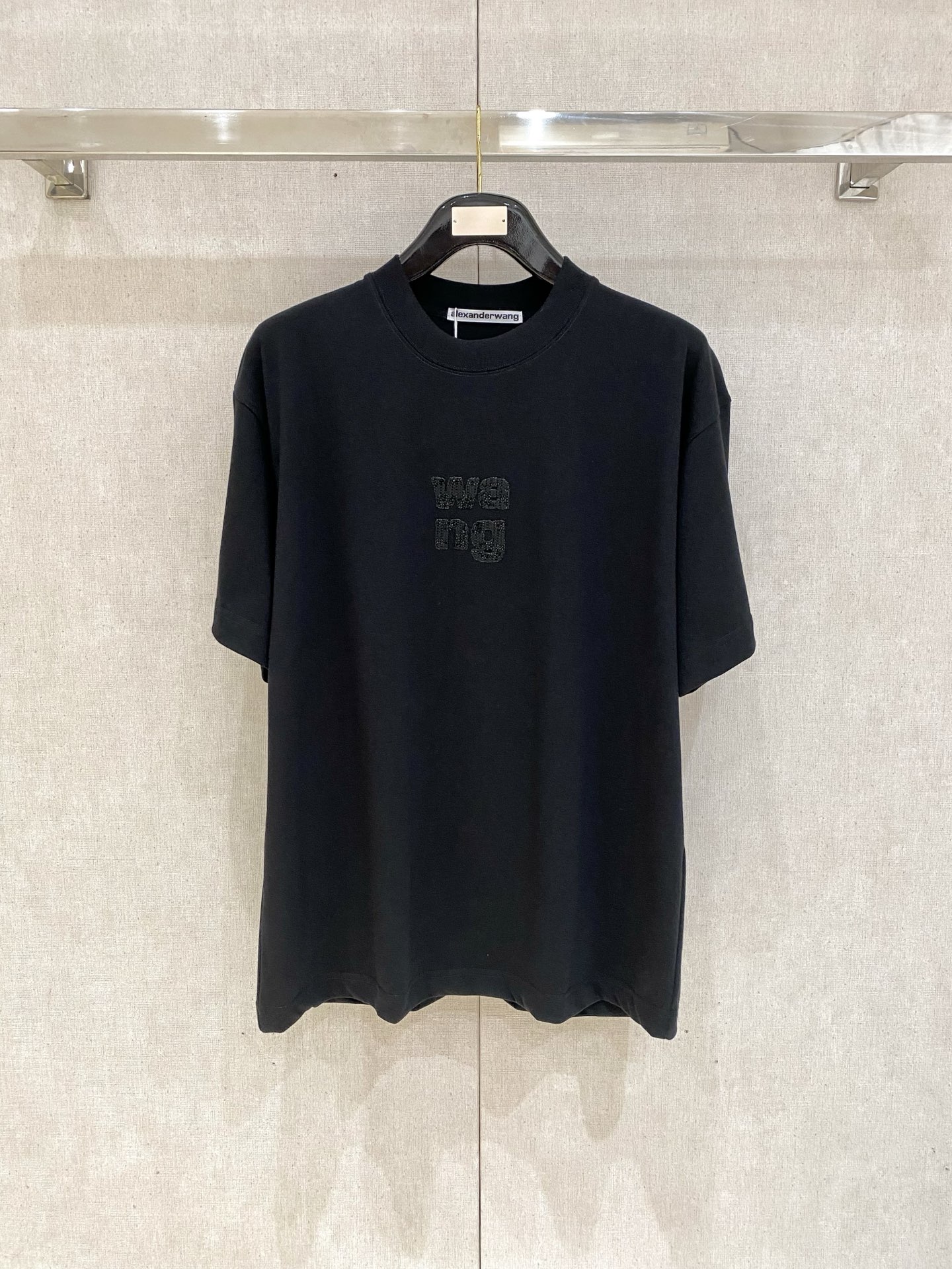 NO:132781,Alexander wang Dawang Gaoke heavy pure cotton short sleeves embroidery craftsmanship full of design sense S-3XL P, alexander wang, T-shirt, alexander wang19860909Alexander wang 大王高克重纯棉短袖 刺绣工艺 设计感十足 码数S-3XL P,,alexander wang,T-shirt,alexander wang,Men's clothing