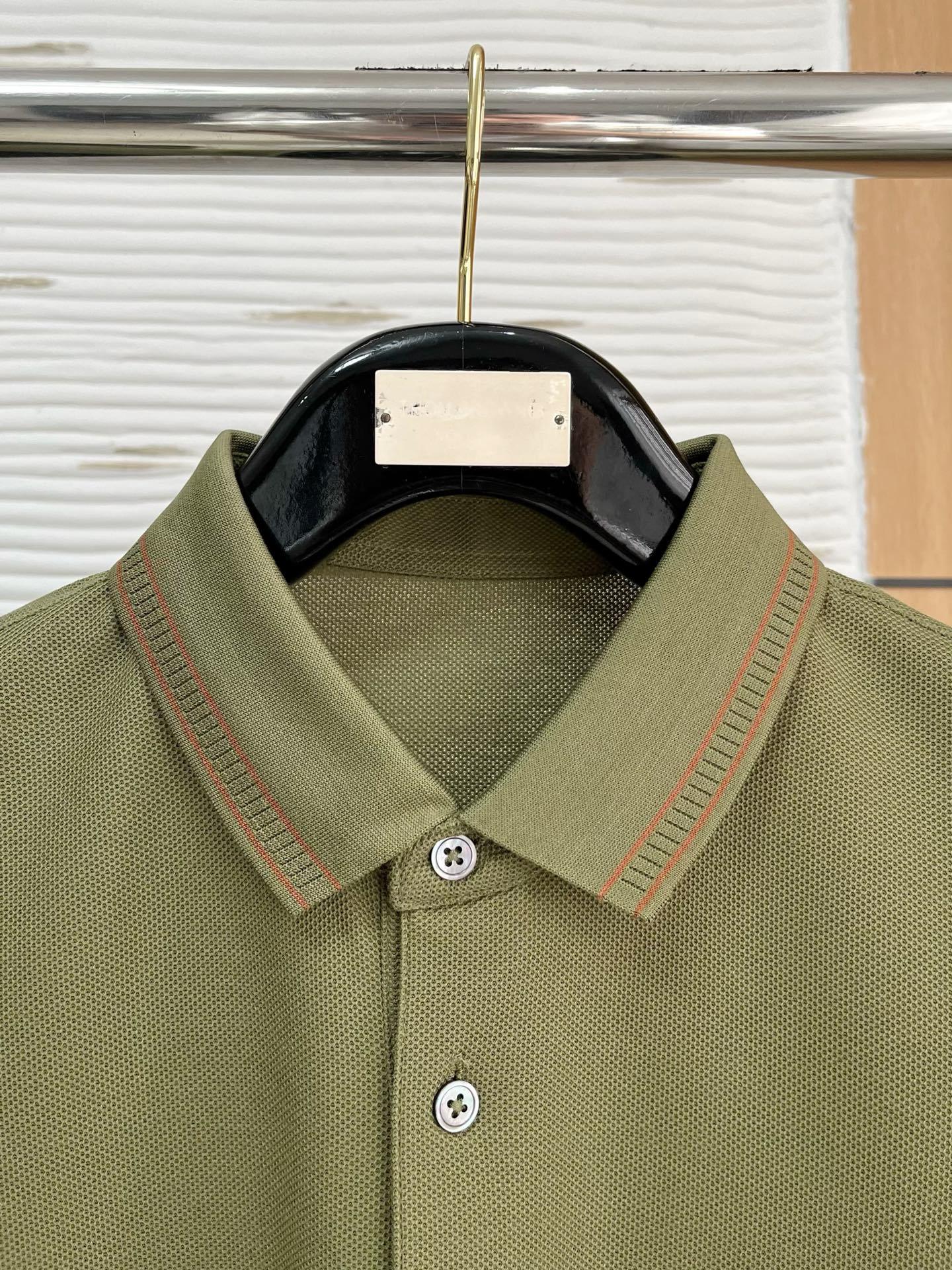 Zegna-杰尼亚 商务休闲通勤款,渠道精品!唯美主义的英式裁剪艺术尽显男士魅力风采.
25春夏