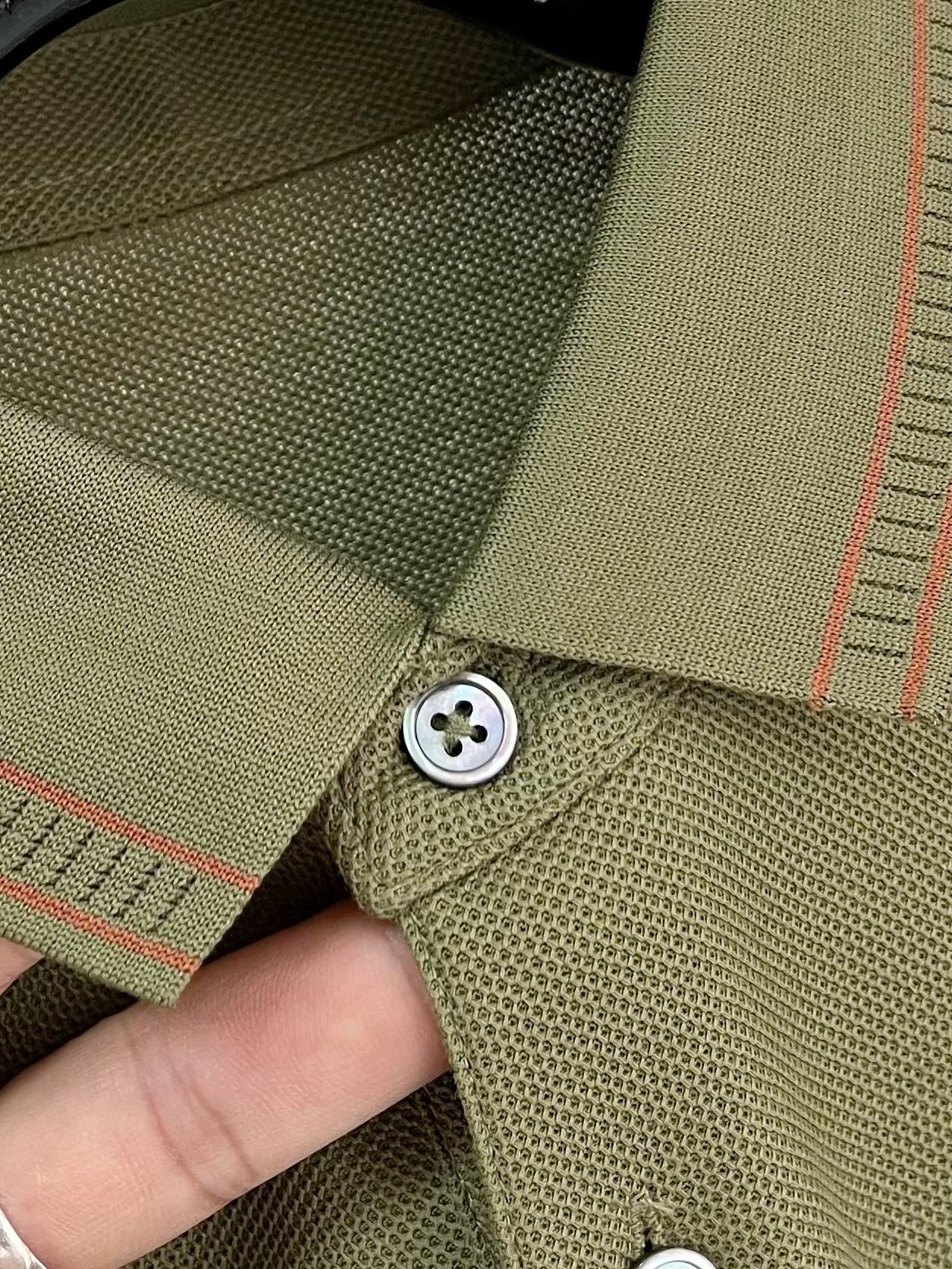 Zegna-杰尼亚 商务休闲通勤款,渠道精品!唯美主义的英式裁剪艺术尽显男士魅力风采.
25春夏