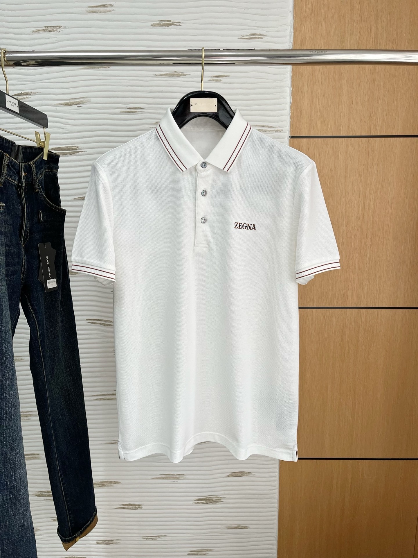 Zegna-杰尼亚 商务休闲通勤款,渠道精品!唯美主义的英式裁剪艺术尽显男士魅力风采.
25春夏