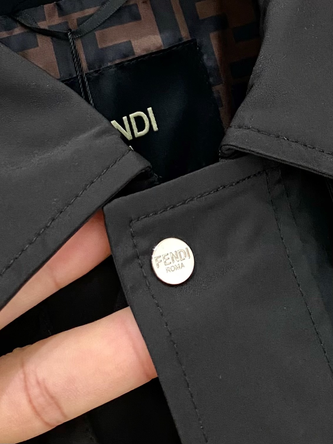 “Stylish and Comfortable: P1075 FD 2025 Jacket Review and Sizing Guide” - 图片 6