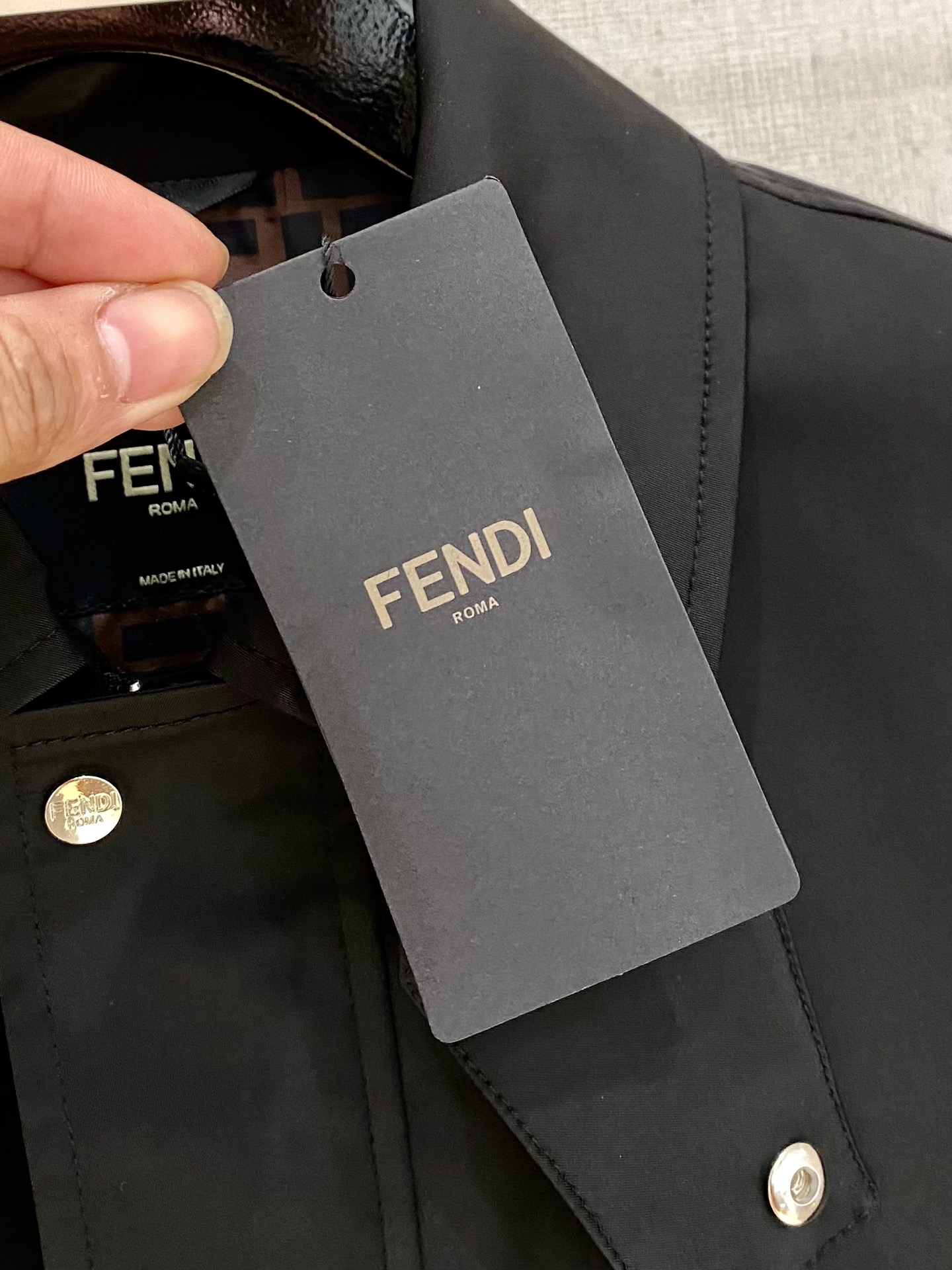 “Stylish and Comfortable: P1075 FD 2025 Jacket Review and Sizing Guide” - 图片 4