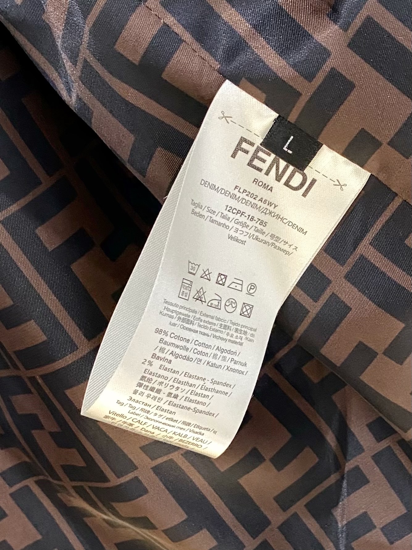 “Stylish and Comfortable: P1075 FD 2025 Jacket Review and Sizing Guide” - 图片 8