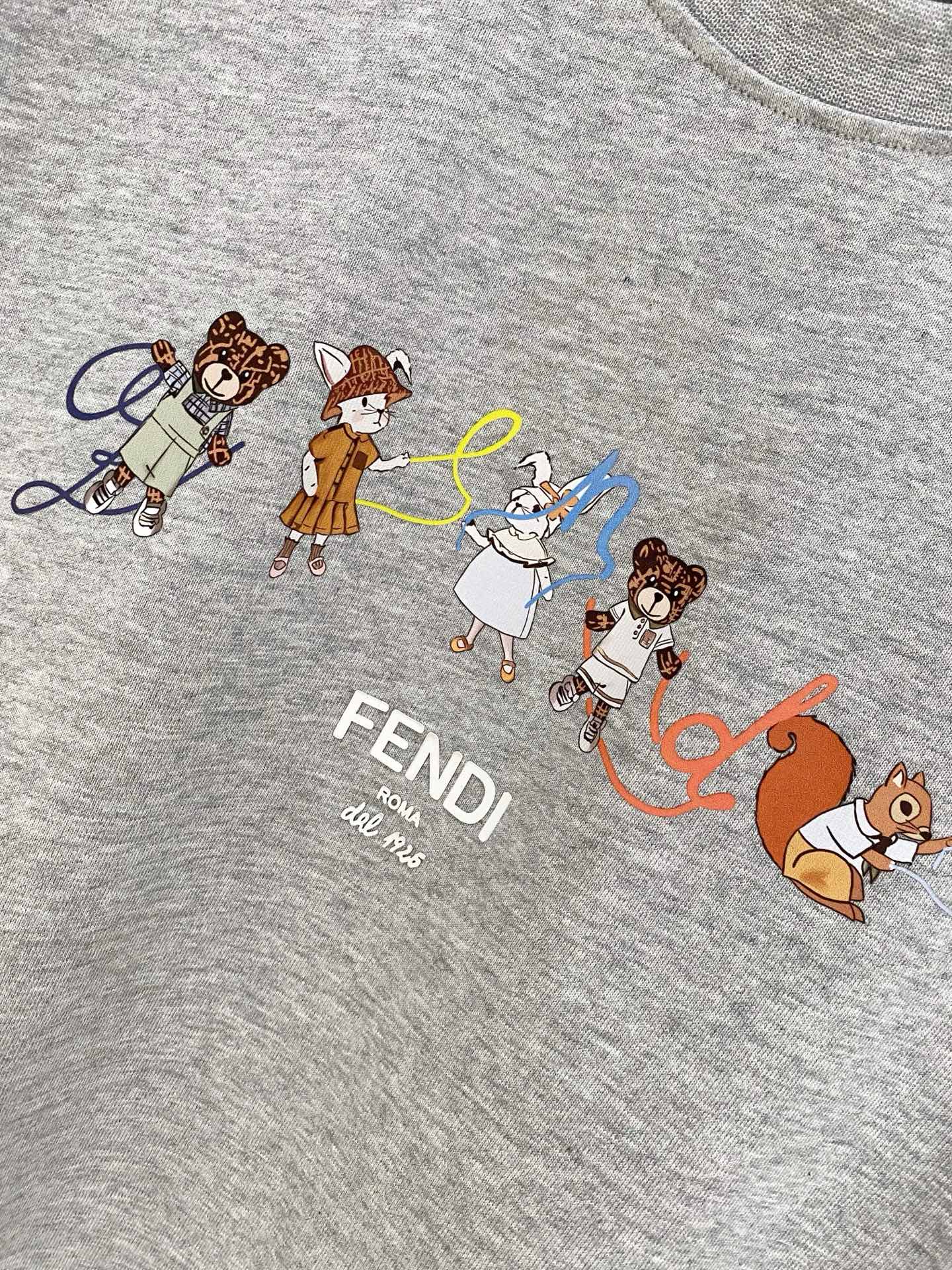 Fendi 短袖服装,男,女,fendi 3 Fendi 短袖服装,男,女,fendi 3