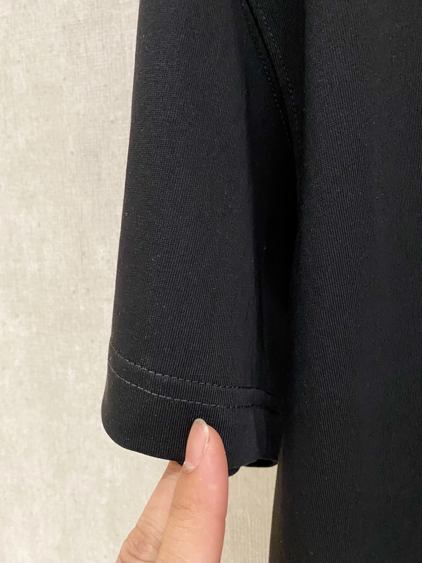 kiton 2025春夏纯棉短袖
颜色：黑 白
码数：M-2XL 