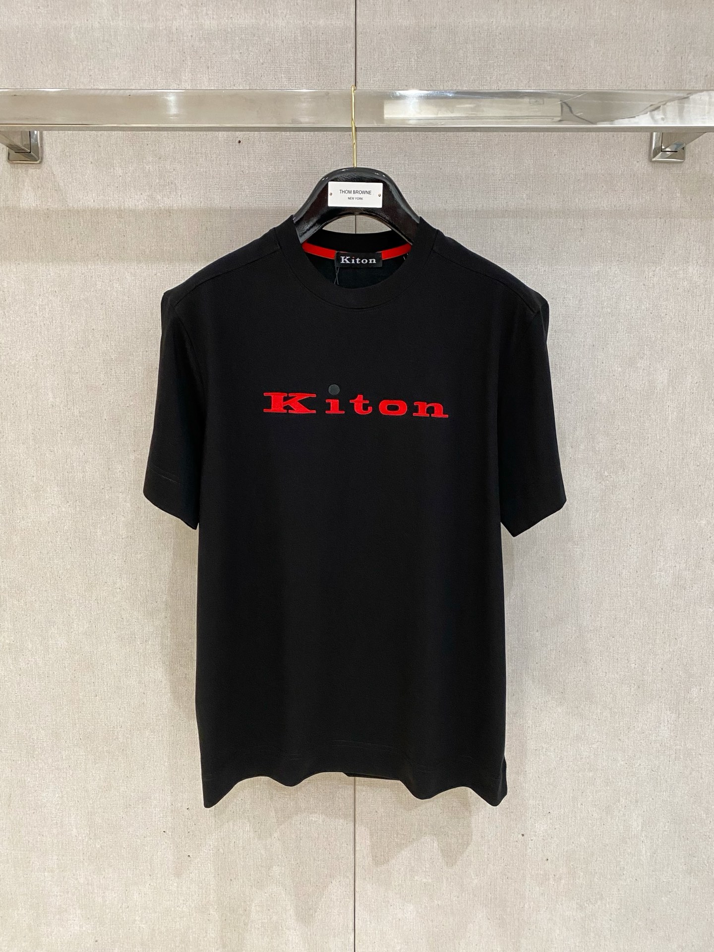 kiton 2025春夏纯棉短袖
颜色：黑 白 蓝 灰
码数：M-2XL 