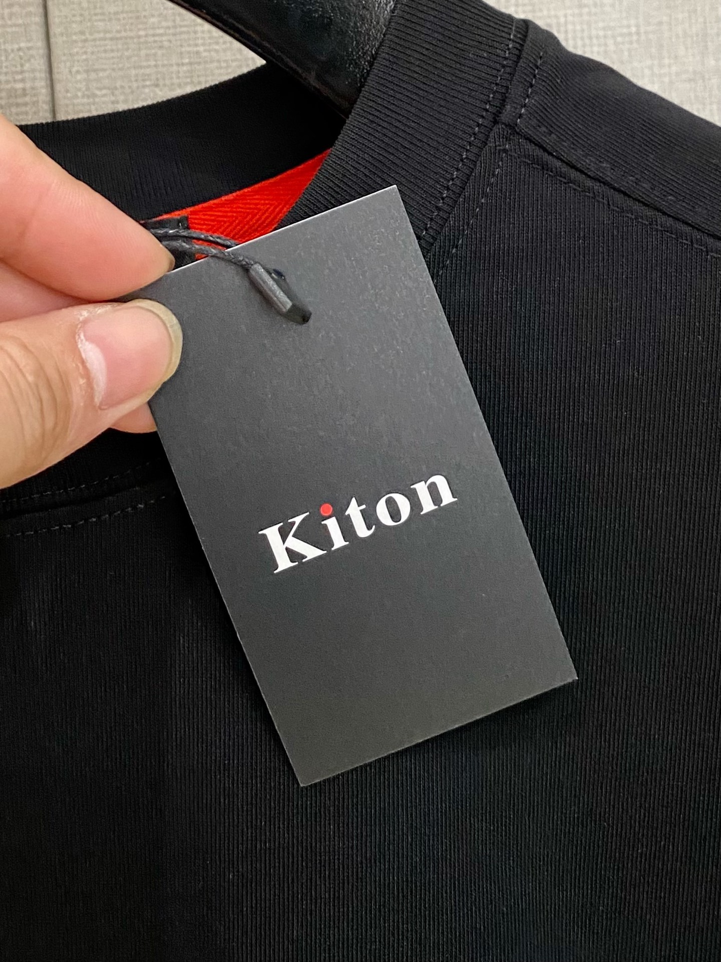 kiton 2025春夏纯棉短袖
颜色：黑 白 蓝 灰
码数：M-2XL 