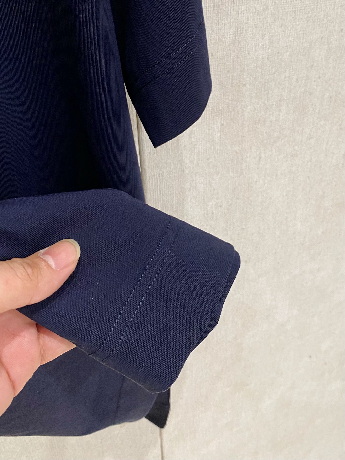 kiton 2025春夏纯棉短袖
颜色：黑 白 蓝 灰
码数：M-2XL 