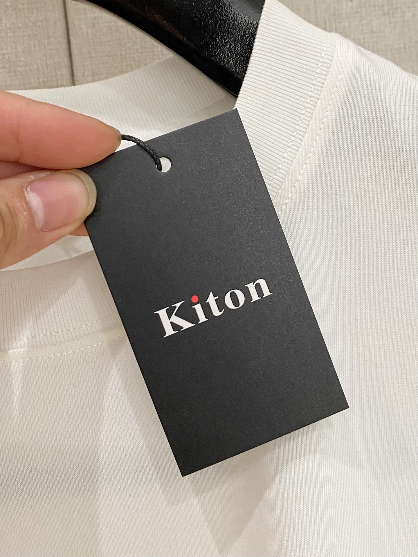 kiton 2025春夏纯棉短袖
颜色：黑 白
码数：M-2XL 