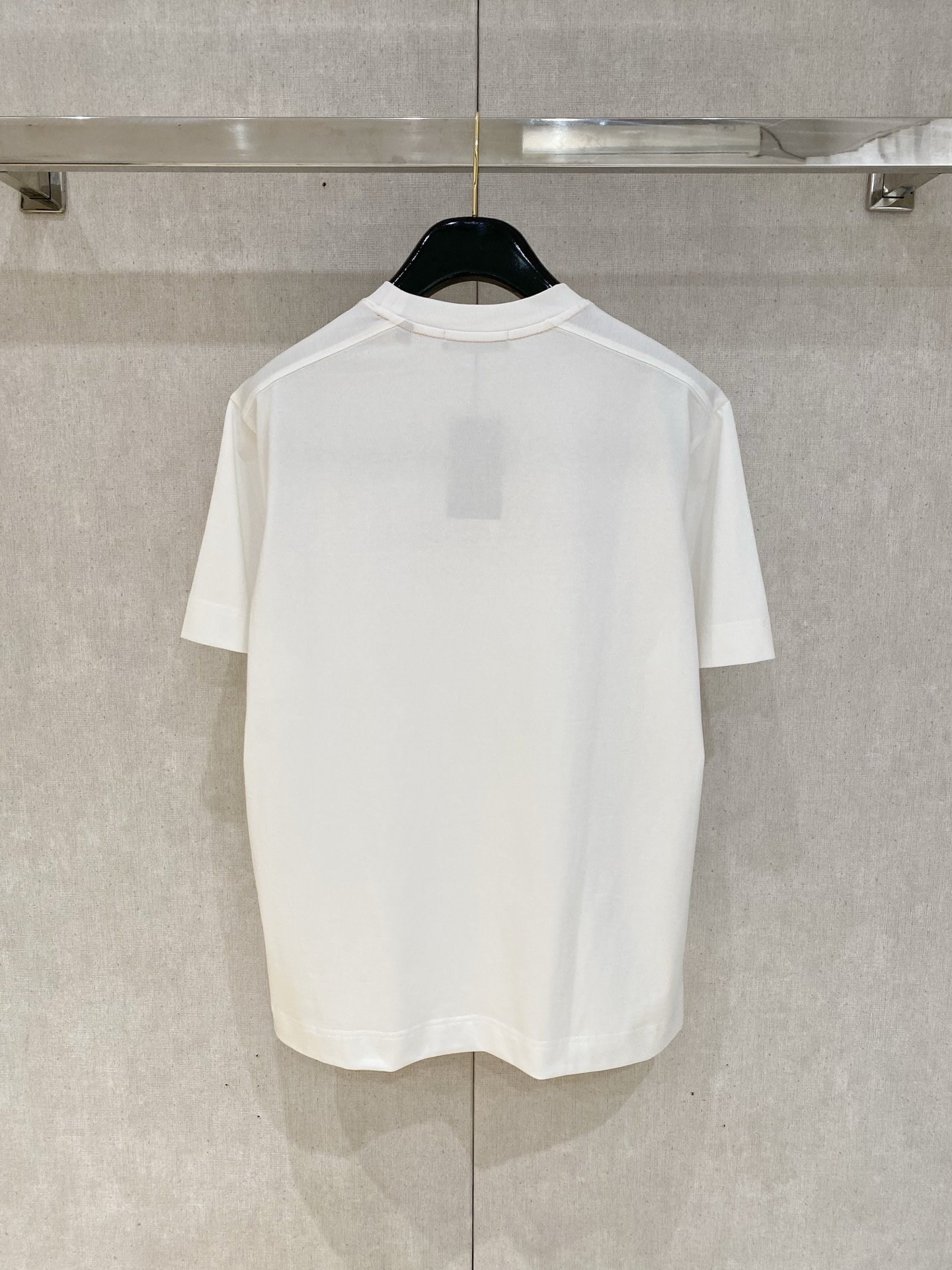 kiton 2025春夏纯棉短袖
颜色：黑 白 蓝 灰
码数：M-2XL 
