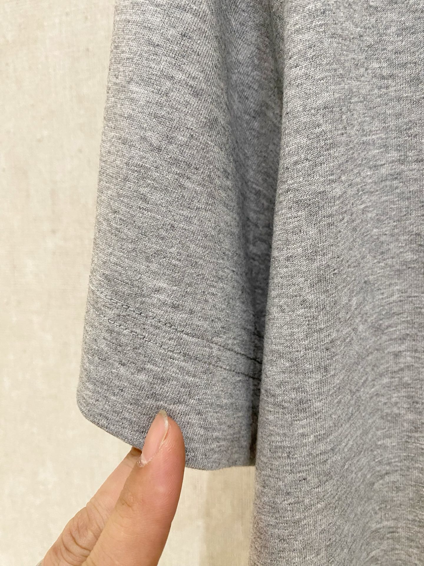kiton 2025春夏纯棉短袖
颜色：黑 白 蓝 灰
码数：M-2XL 