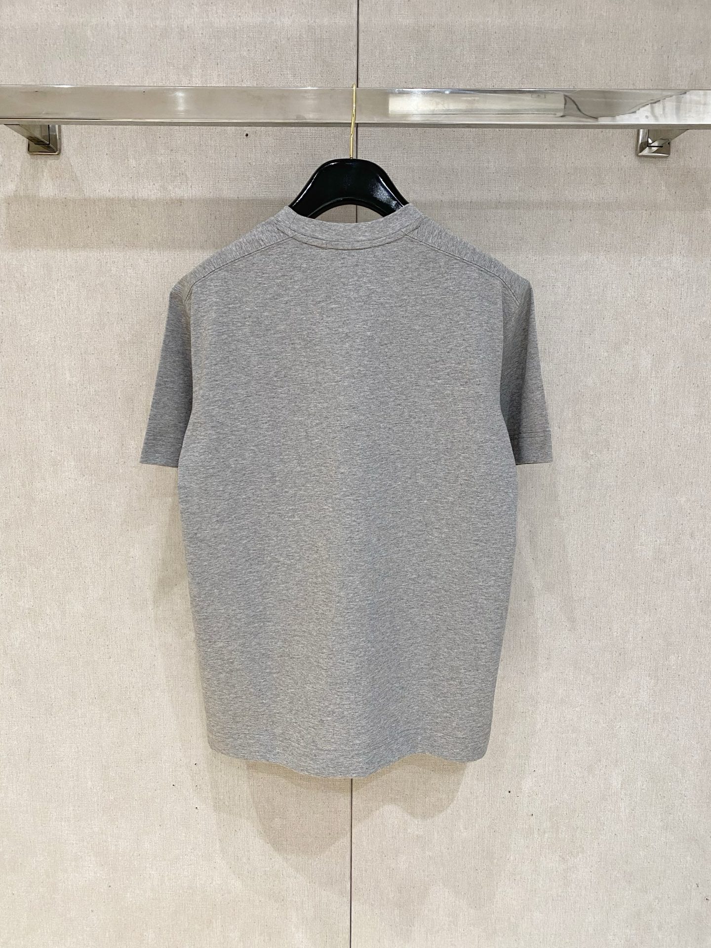 kiton 2025春夏纯棉短袖
颜色：黑 白 蓝 灰
码数：M-2XL 
