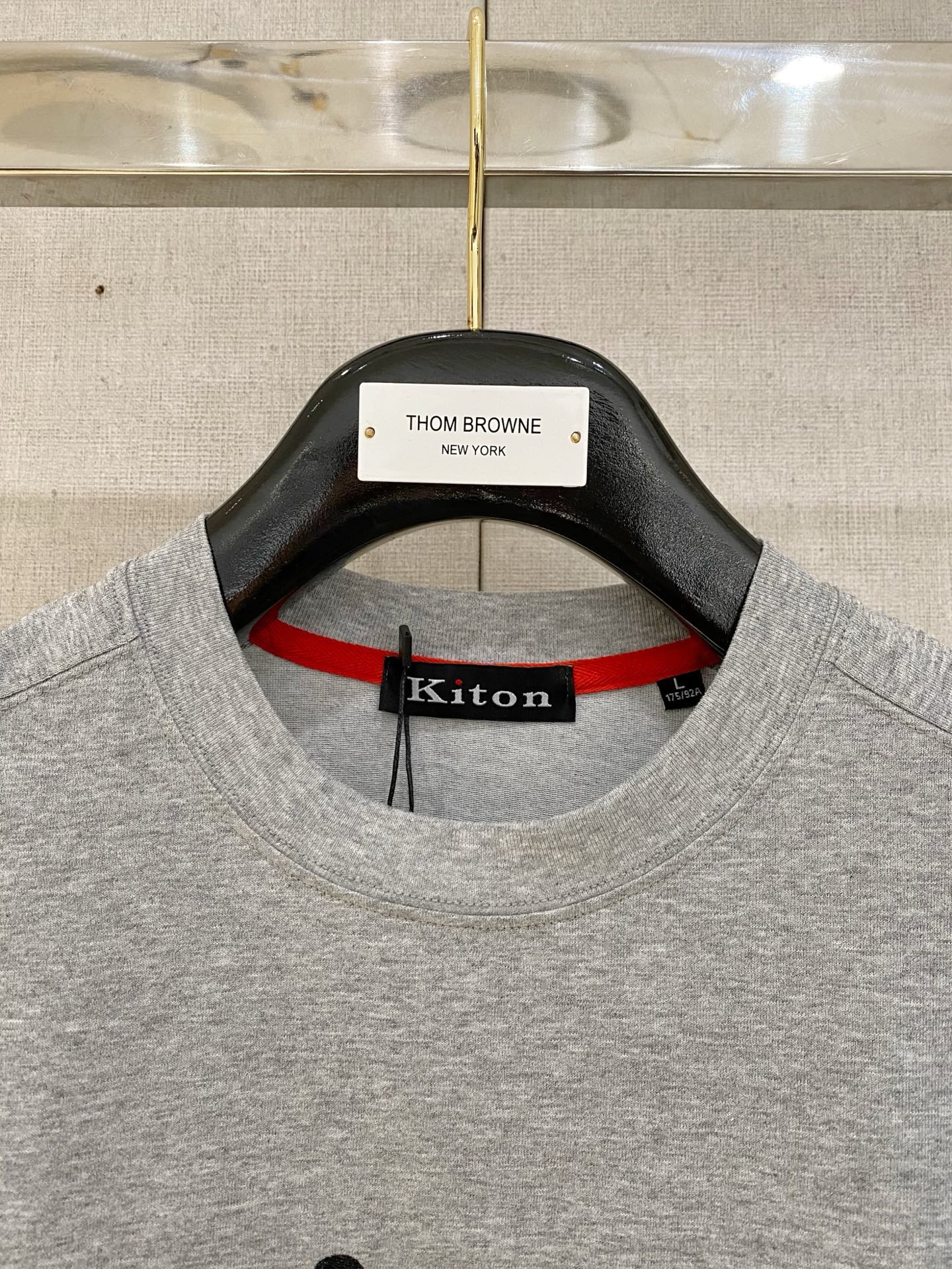kiton 2025春夏纯棉短袖
颜色：黑 白 蓝 灰
码数：M-2XL 