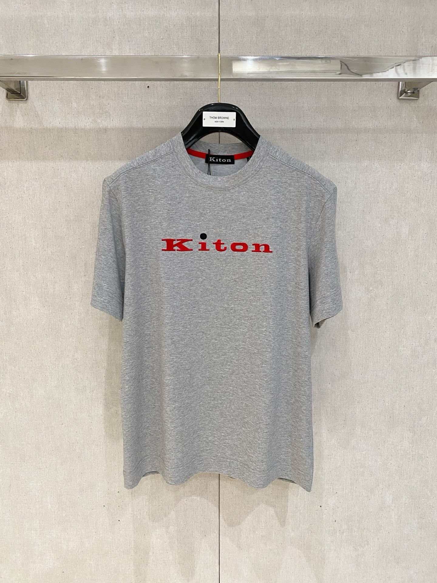 kiton 2025春夏纯棉短袖
颜色：黑 白 蓝 灰
码数：M-2XL 