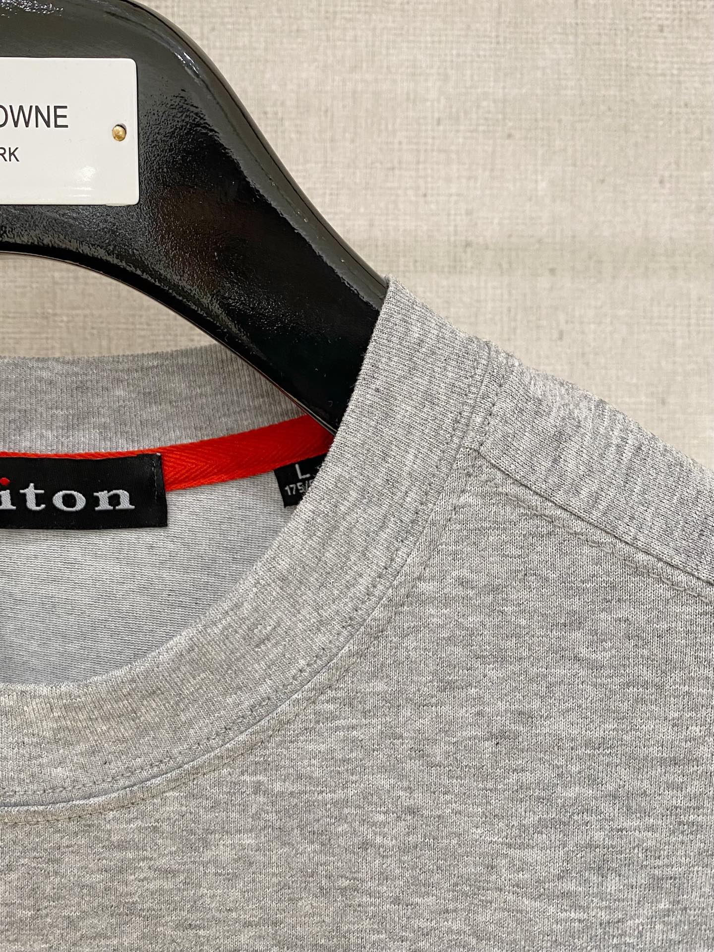 kiton 2025春夏纯棉短袖
颜色：黑 白 蓝 灰
码数：M-2XL 