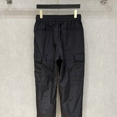 ❤️ Prada 男士精品休闲裤顶级面料休闲裤,最新款上身版型无敌正!绝对可以闭眼收的一款此款裤子 ❤️ Prada 男士精品休闲裤顶级面料休闲裤,最新款上身版型无敌正!绝对可以闭眼收的一款此款裤子