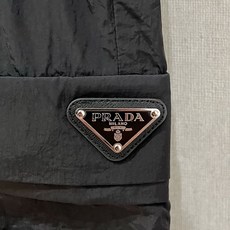 ❤️ Prada 男士精品休闲裤顶级面料休闲裤,最新款上身版型无敌正!绝对可以闭眼收的一款此款裤子 ❤️ Prada 男士精品休闲裤顶级面料休闲裤,最新款上身版型无敌正!绝对可以闭眼收的一款此款裤子