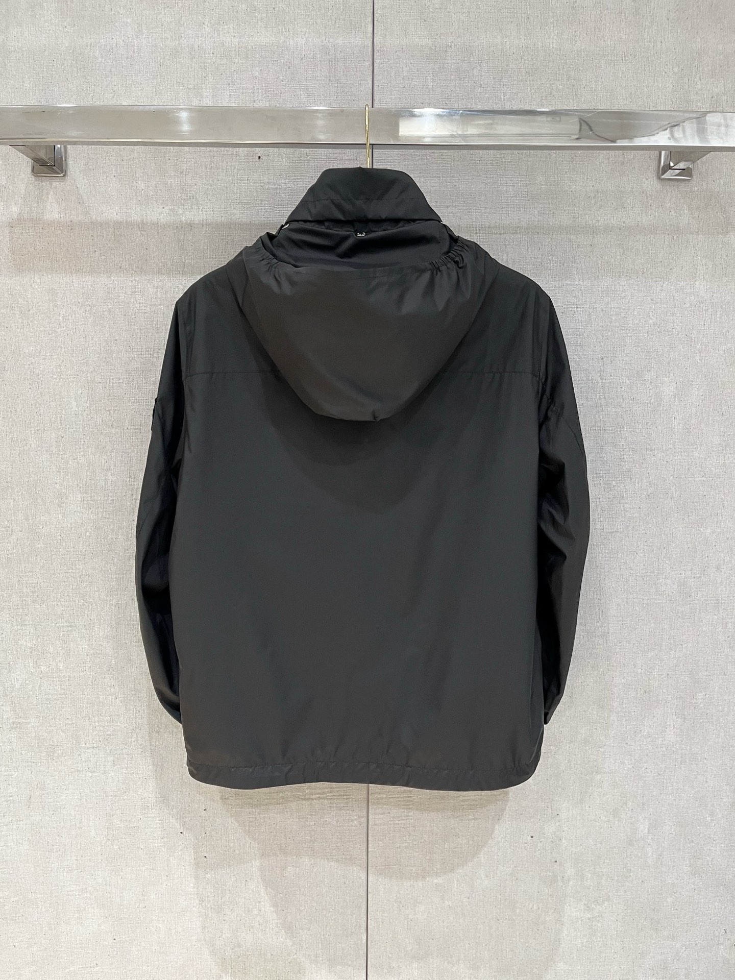 新品。Dio*迪桑特联盟新款夹克外套，秀场新品‼品相非常完美，舒适保暖，三标齐全色泽饱满诱人，非常出彩的