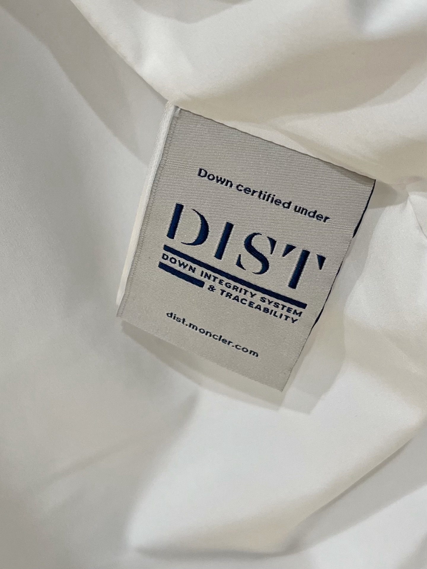 新品。Dio*迪桑特联盟新款夹克外套，秀场新品‼品相非常完美，舒适保暖，三标齐全色泽饱满诱人，非常出彩的