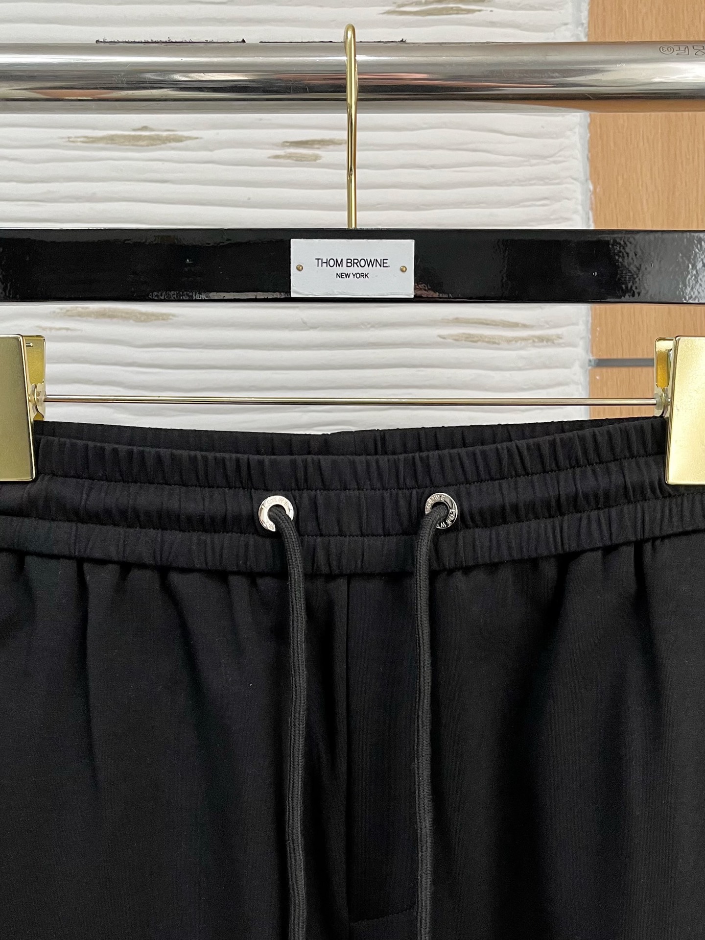 P554 Yoywe 2025: High-Quality Fashion Shorts with Classic Brand Logo - 图片 3