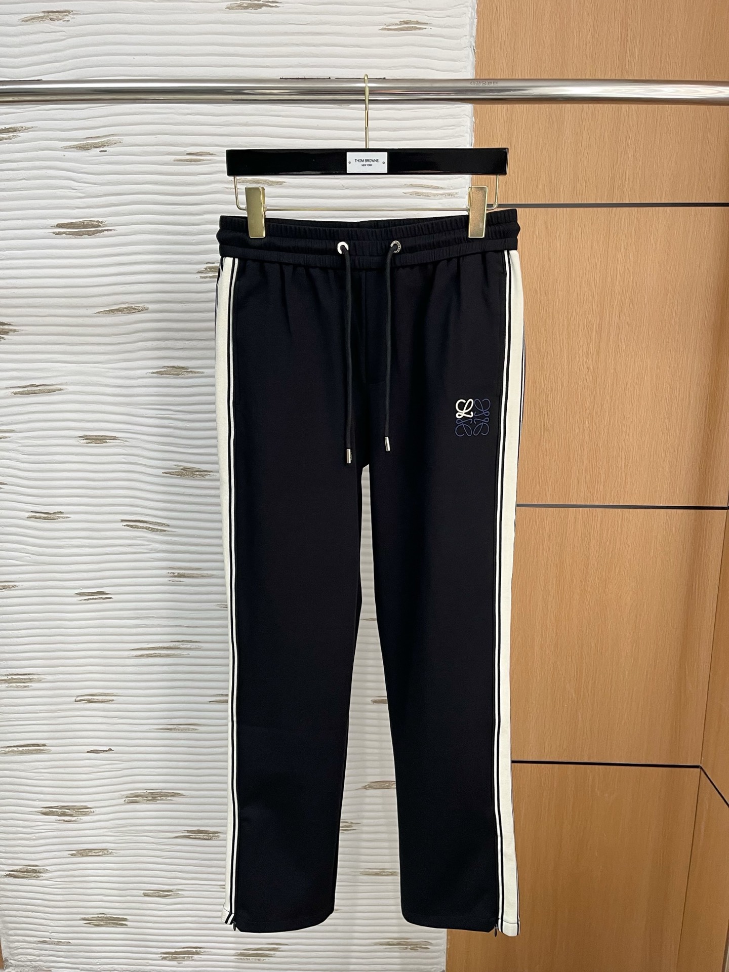 P554 Yoywe 2025: High-Quality Fashion Shorts with Classic Brand Logo - 图片 2