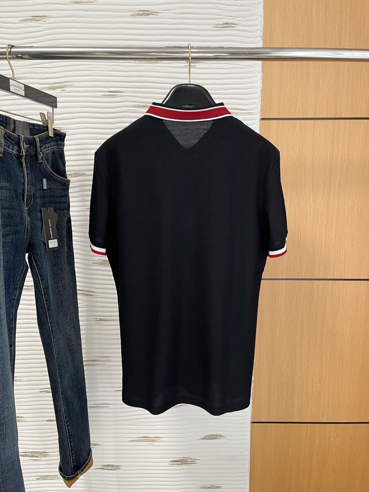 Moncler-蒙口 商务休闲通勤款,渠道精品!唯美主义的英式裁剪艺术尽显男士魅力风采.
25春夏