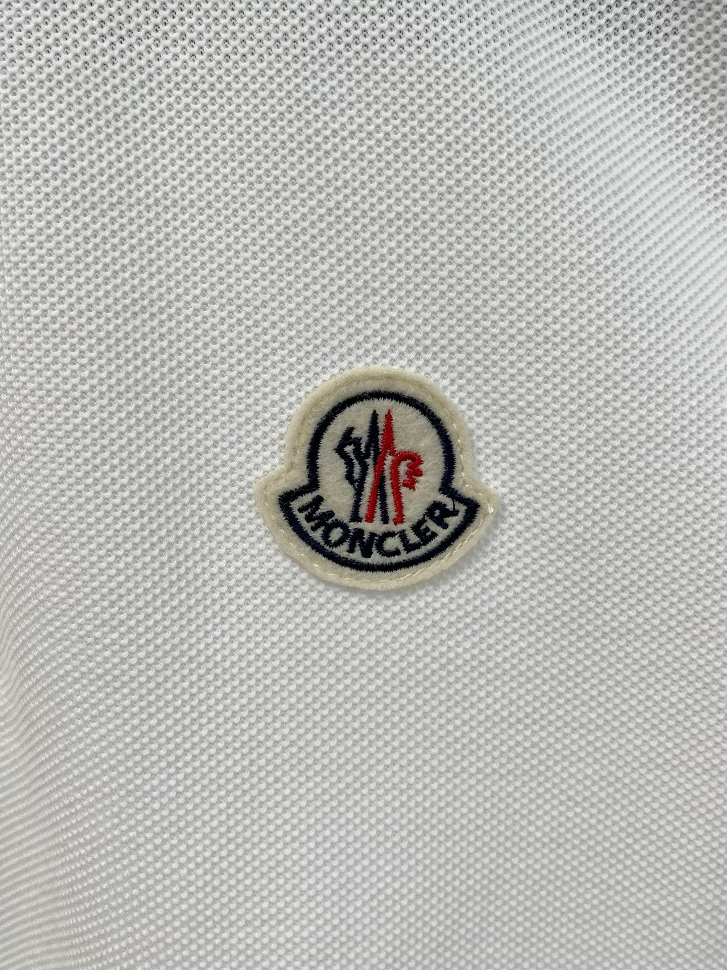 Moncler-蒙口 商务休闲通勤款,渠道精品!唯美主义的英式裁剪艺术尽显男士魅力风采.
25春夏