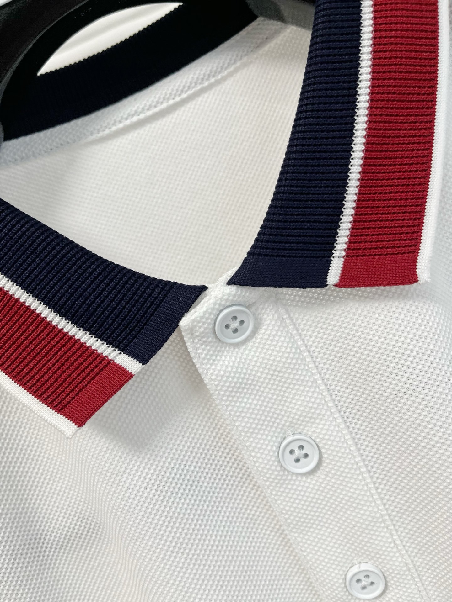 Moncler-蒙口 商务休闲通勤款,渠道精品!唯美主义的英式裁剪艺术尽显男士魅力风采.
25春夏