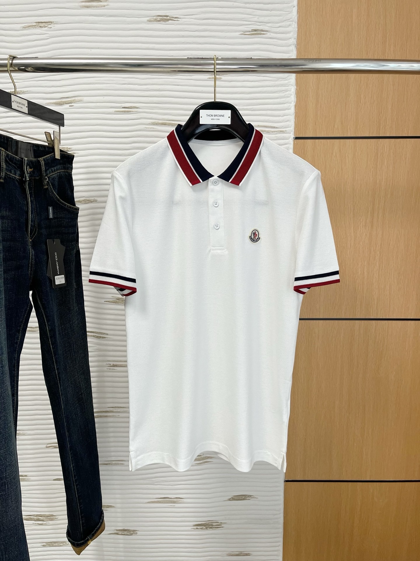 Moncler-蒙口 商务休闲通勤款,渠道精品!唯美主义的英式裁剪艺术尽显男士魅力风采.
25春夏