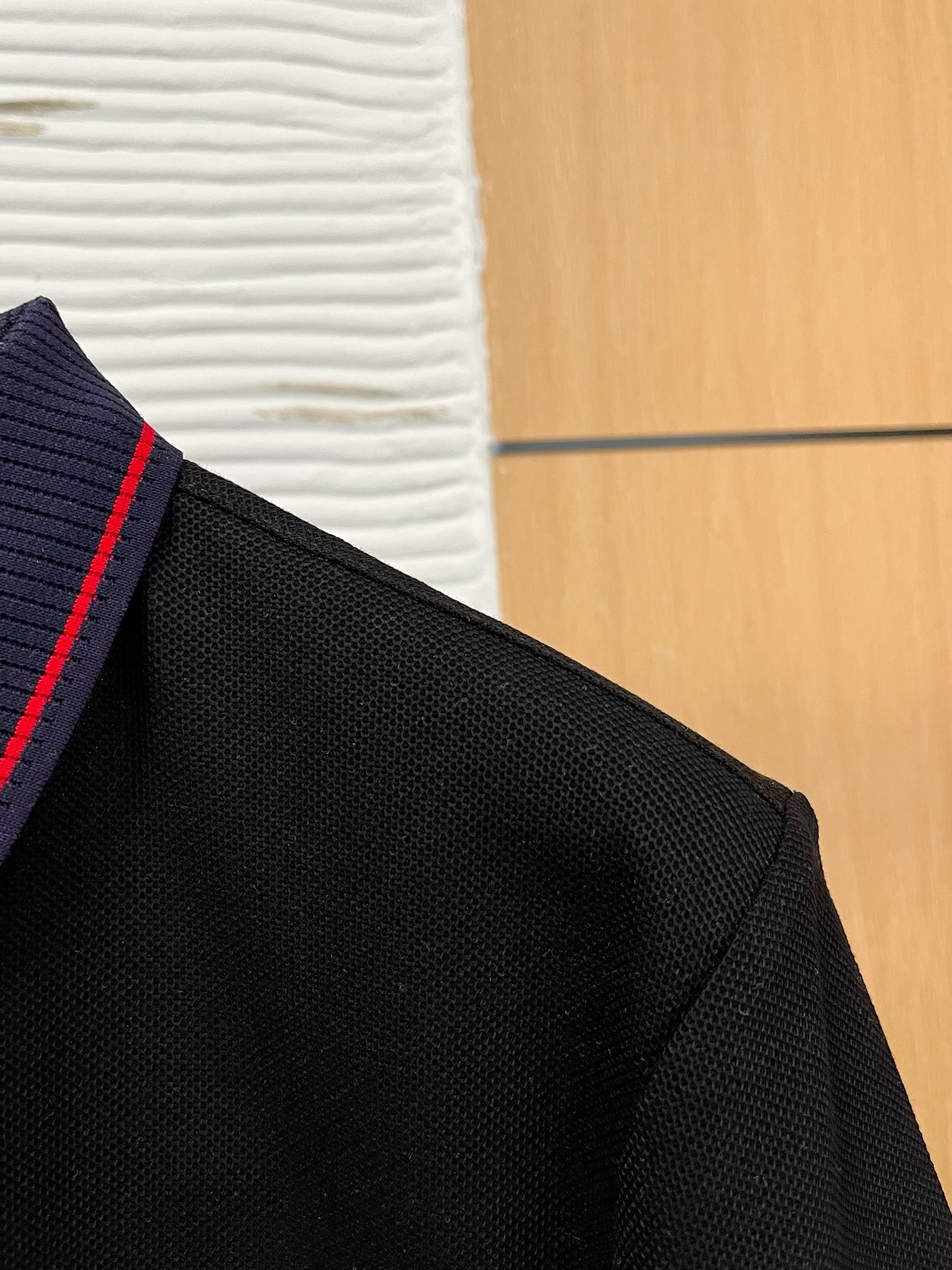 Moncler-蒙口 商务休闲通勤款,渠道精品!唯美主义的英式裁剪艺术尽显男士魅力风采.
25春夏