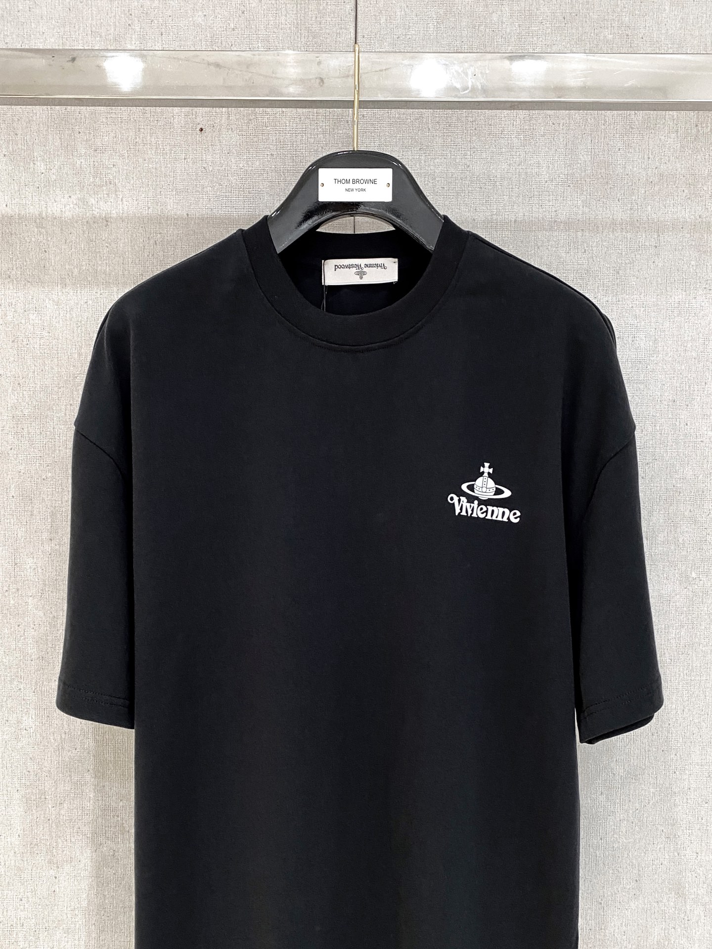 Viviane Westwood Queen Mother T-Shirts: Luxurious English Style in Cotton. - 图片 3